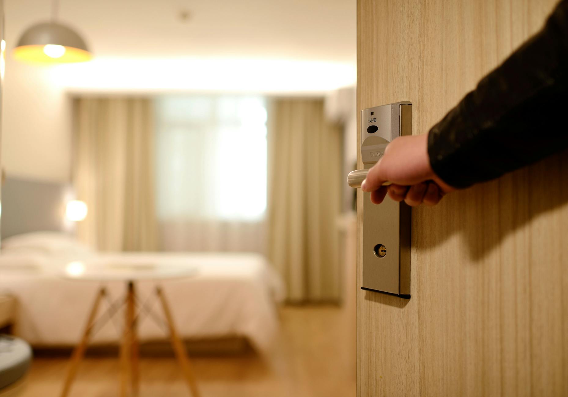 Unlock Free Nights & Elite Status with Marriott Bonvoy Business Amex